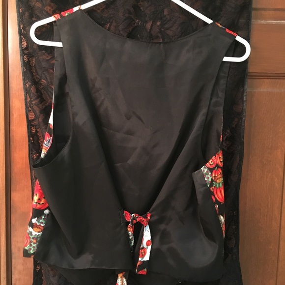 Pre-loved Vintage Halloween Grandma core vest, by Robyn-Lyn Sz L/XL. Cute!!!!! - Picture 8 of 9